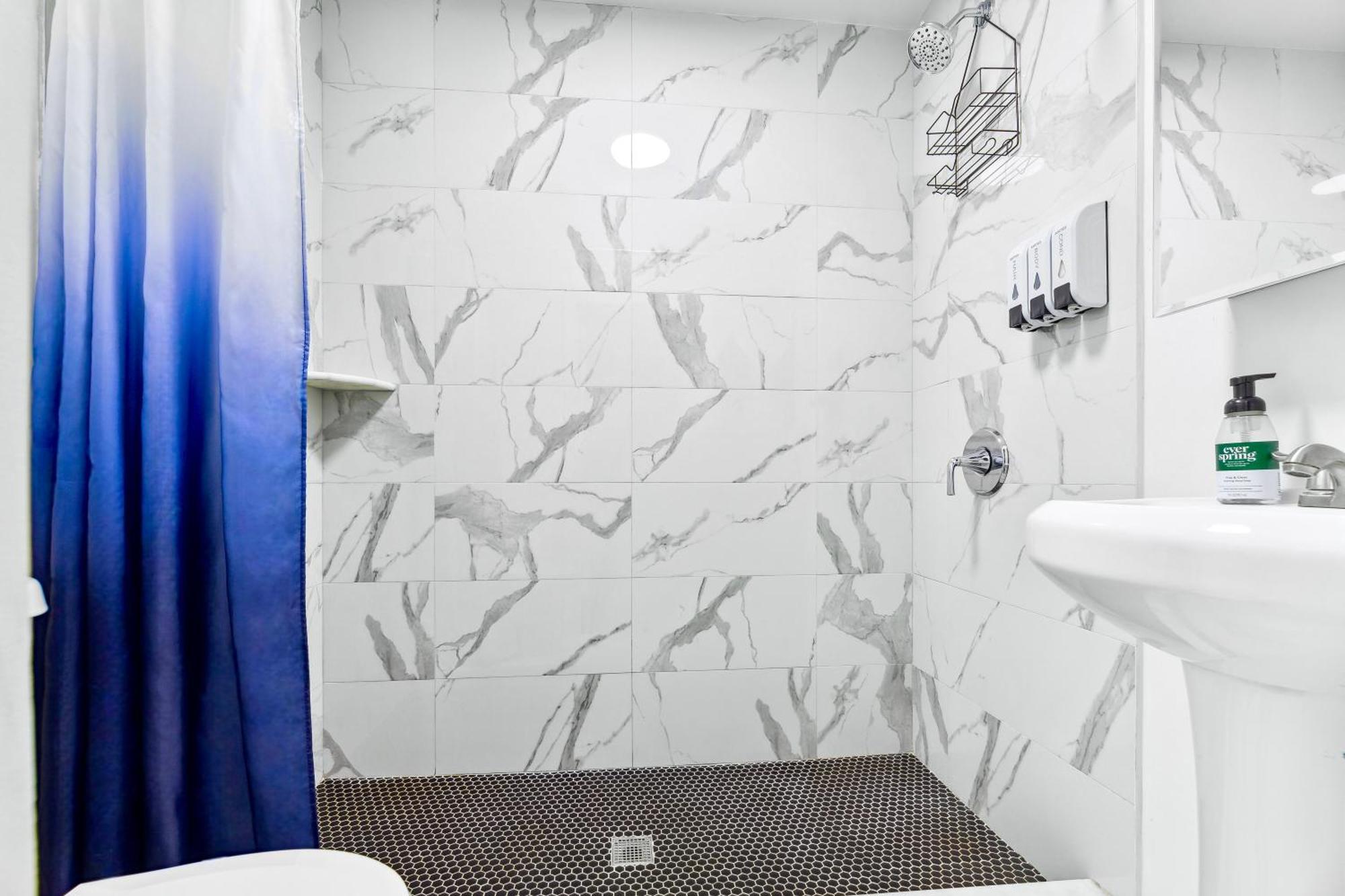Homelike Suites In The Heart Of China Town نيو يورك المظهر الخارجي الصورة