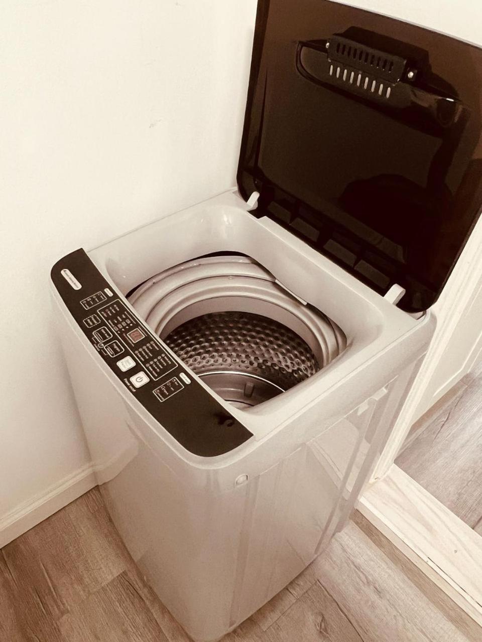 Homelike Suites In The Heart Of China Town نيو يورك المظهر الخارجي الصورة